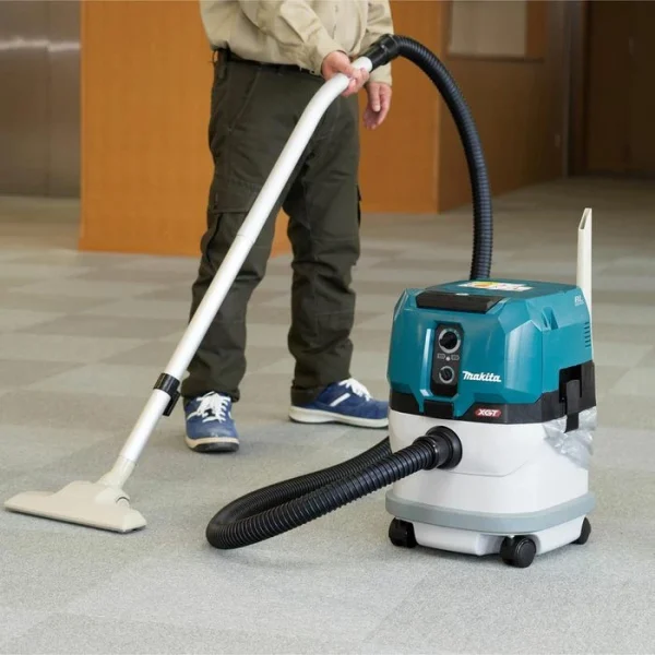 Makita Nass-Trockensauger VC003GLZ, 15 Liter, Sologerät 2 X 40V, Staubklasse L 3