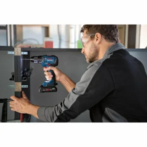 Bosch Akku-Bohrschrauber GSR 18V-55 Professional, 18V / 4,0Ah, 2 Akkus, Ladegerät Und Koffer + GRATIS Prämie 12