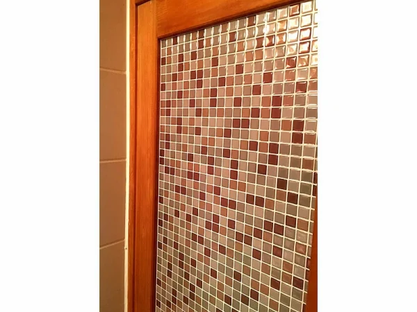 Infactory Fliesensticker:Selbstklebende 3D-Mosaik-Fliesenaufkleber “Bronze”, 26×26 Cm, 15er-Set 7